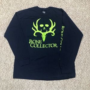 Bone Collector long sleeve tee shirt. Navy blue/lime green. Size XL